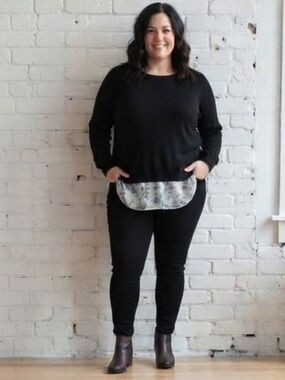 Lila Rose Black Knit Floral Chiffon Layered Open Back Tunic Sweater 2X